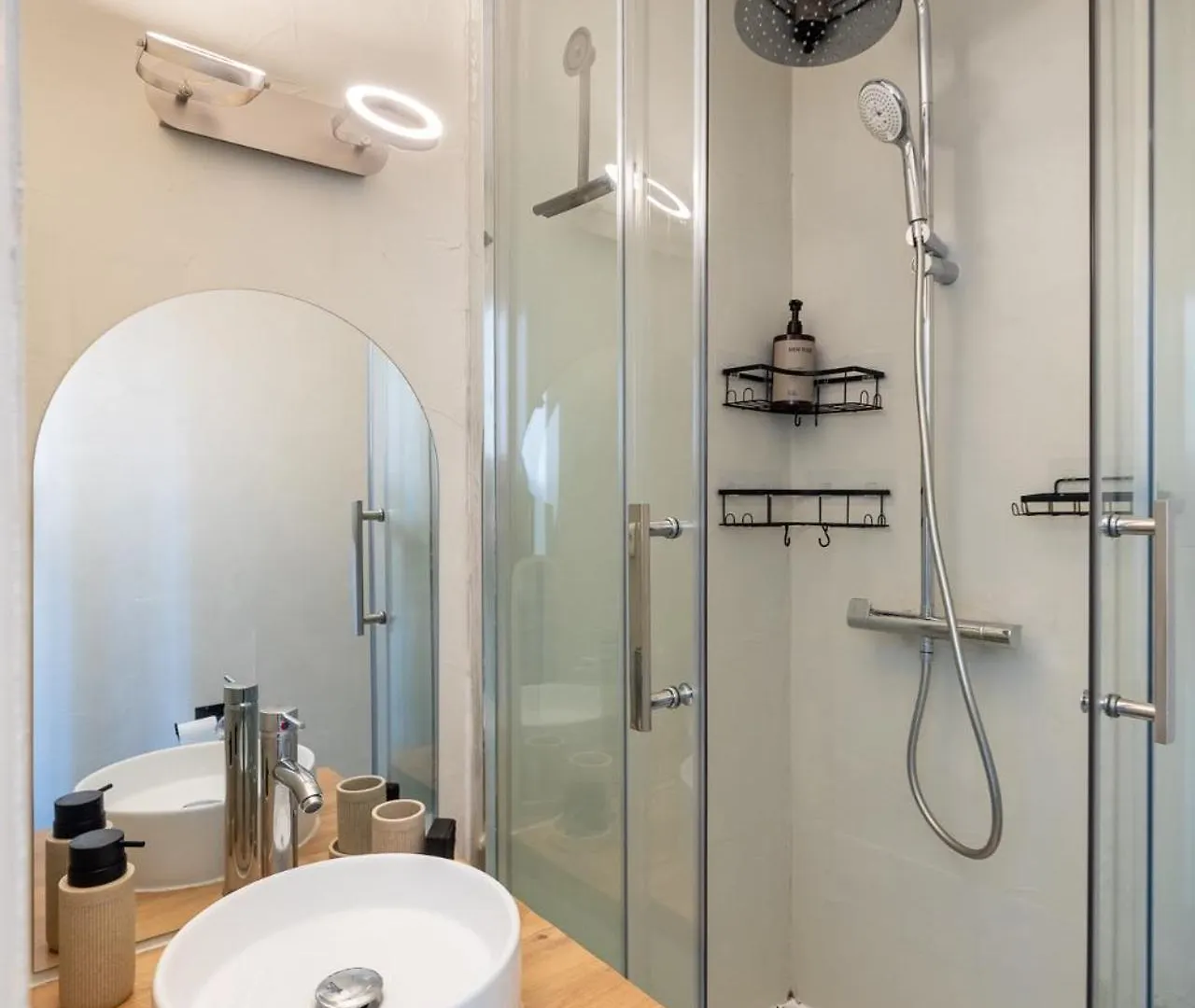 Charming Apartment For 2 People Marsylia