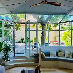  Appartement Bord De Mer, Magnifique De 150m2 Avec Jardin
